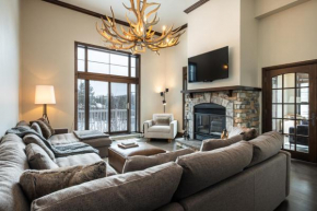 Luxury 3 bdr on the village - Bondurant 95-15